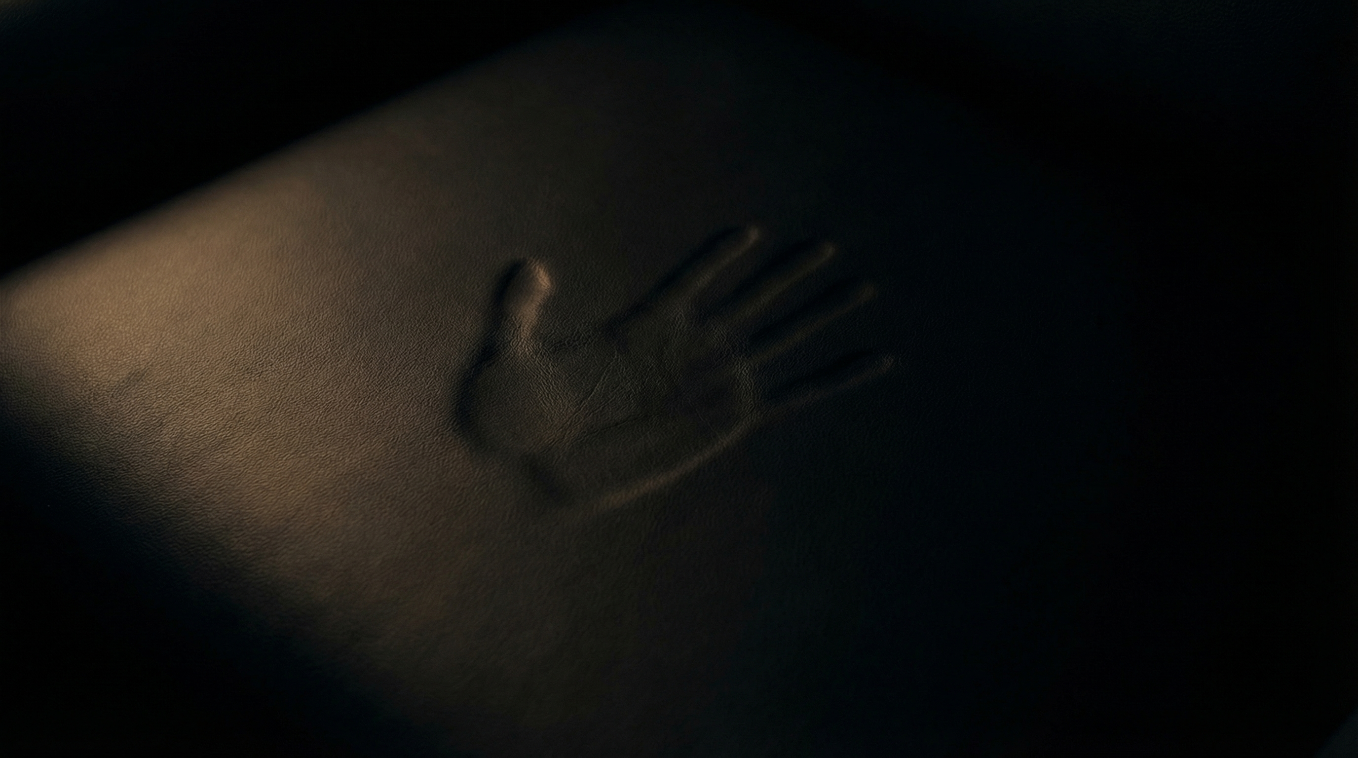 Jak zapach wpływa na uwodzenie? Psychologia przyciągania